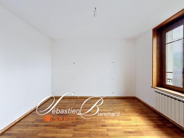 129 m² rénovés avec terrasse et jardin !