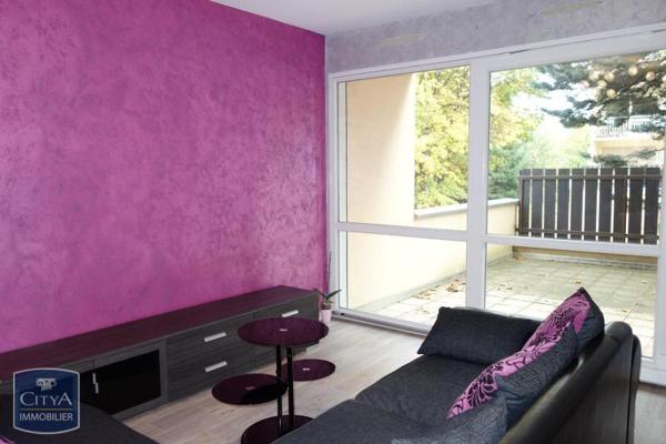 Appartement à louer 2 pièces 59.98m²