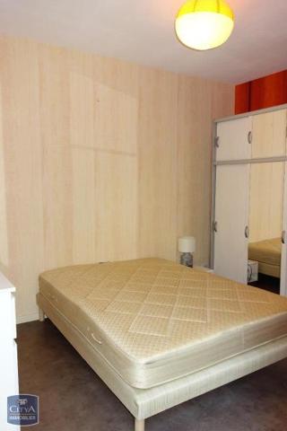 Appartement à louer 2 pièces 59.98m²