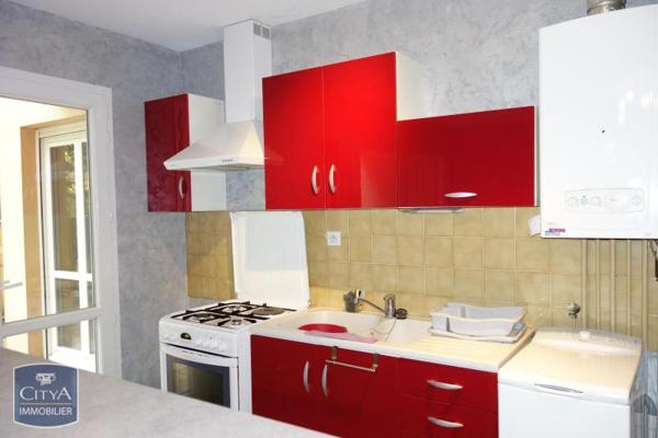 Appartement à louer 2 pièces 59.98m²