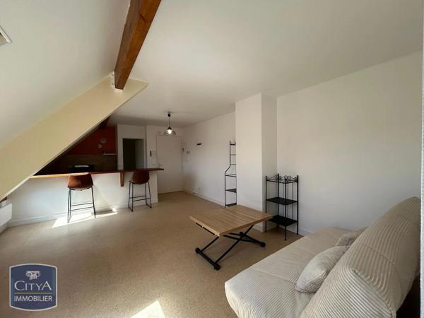 Appartement à louer 2 pièces 38.55m² Beauvais (60000)
