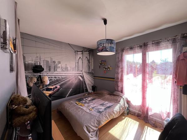 maison 200 M2 a ST MAUR