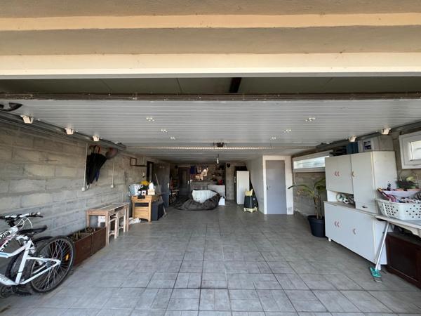 maison 200 M2 a ST MAUR