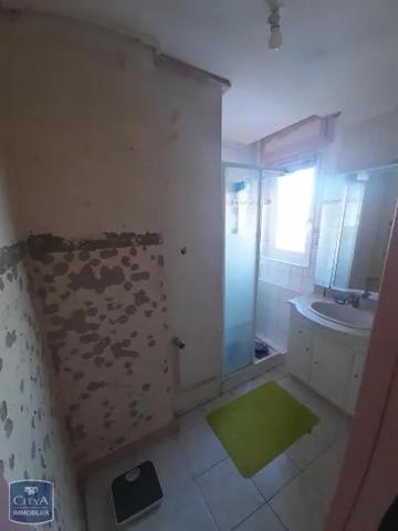 Appartement à louer 3 pièces 72m² Belfort (90000)