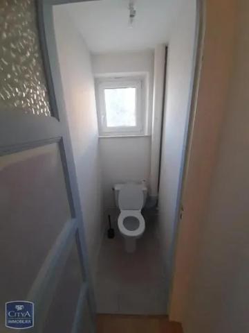 Appartement à louer 3 pièces 72m² Belfort (90000)