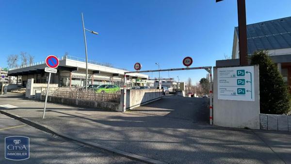 Parking à louer Rixheim (68170)