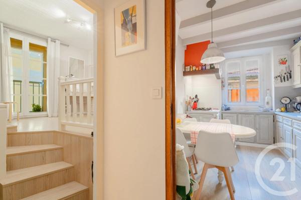Appartement F4 à vendre  4 pièces - 74,09 m 2   NICE  - 06