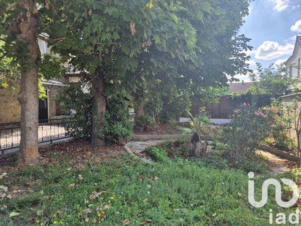 Maison à vendre 6 pièces 140 m² Saint-Pierre-du-Perray