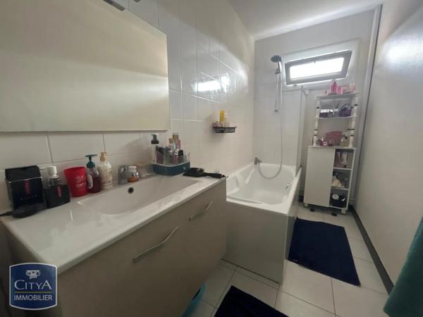 Appartement à louer 3 pièces 57.07m² Agen (47000)