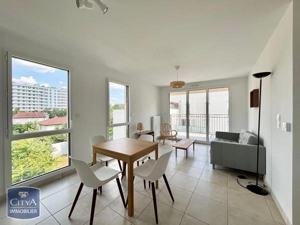 Location appartement 3 pièces de 62.23m²