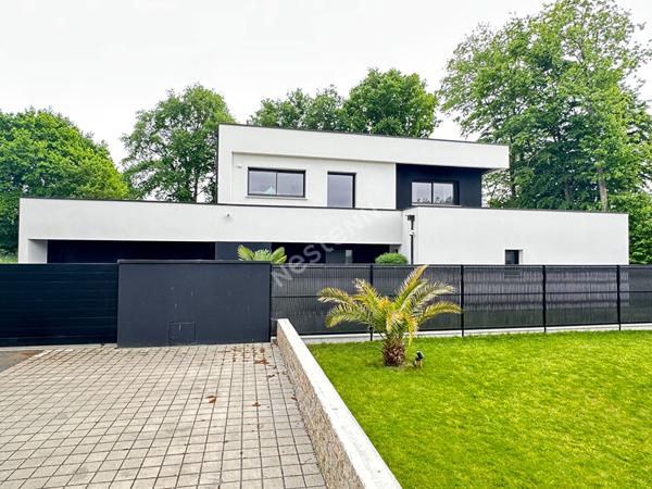 BRUZ - RARE Bien d'exception 8 pièces environ 200m² habitables - Exposition SUD - Fond d'impasse