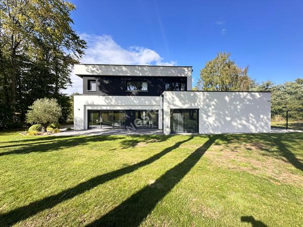 BRUZ - RARE Bien d'exception 8 pièces environ 200m² habitables - Exposition SUD - Fond d'impasse