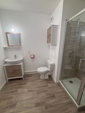 À LOUER - APPARTEMENT - MENNECY