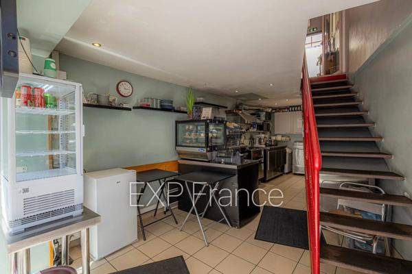 🍽️ RARE À ANTIBES – Restaurant familial avec terrasse calme, bail tous commerces jusqu’en 2028