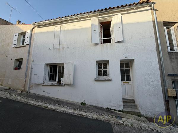 Vente maison Pons : 59 500 € - AJP Immobilier Pons