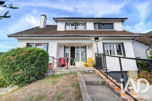 Maison à vendre 7 pièces 137,01 m² Fontenay-en-Parisis