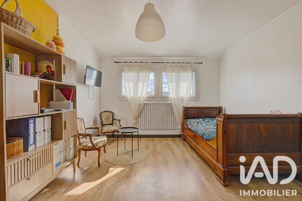 Maison à vendre 7 pièces 137,01 m² Fontenay-en-Parisis