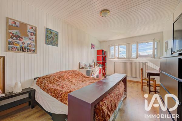 Maison à vendre 7 pièces 137,01 m² Fontenay-en-Parisis