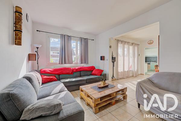 Maison à vendre 7 pièces 137,01 m² Fontenay-en-Parisis