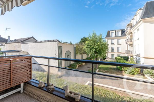Appartement F5 à vendre  5 pièces - 101,26 m 2   ST MAUR DES FOSSES  - 94