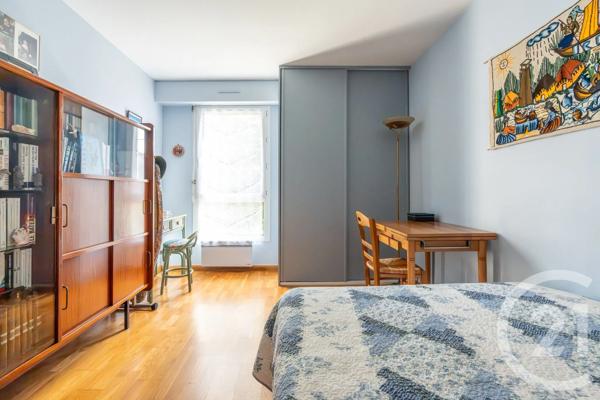 Appartement F5 à vendre  5 pièces - 101,26 m 2   ST MAUR DES FOSSES  - 94