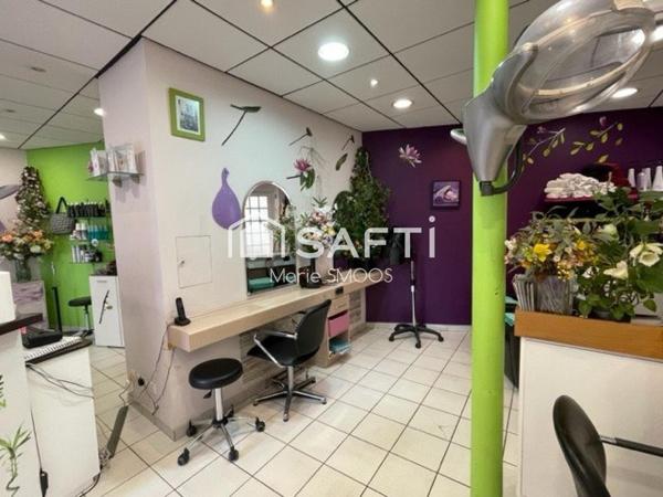 Grand Salon de caractère de 3 pièces dans rue commerçante recherchée du quartier GLACIERE