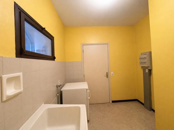 Maison à vendre 6 pièces SAUVIAN (34)