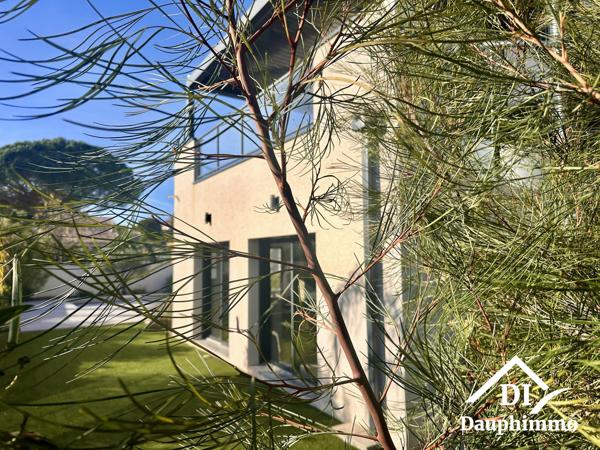 Villa contemporaine vue mer
