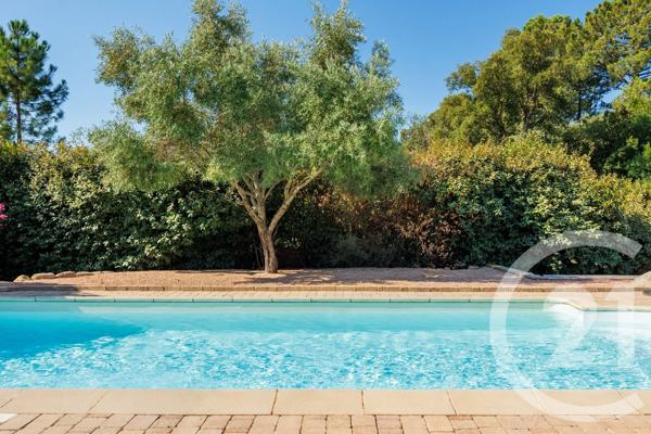 Maison à vendre  5 pièces - 132 m 2   LECCI  - 201