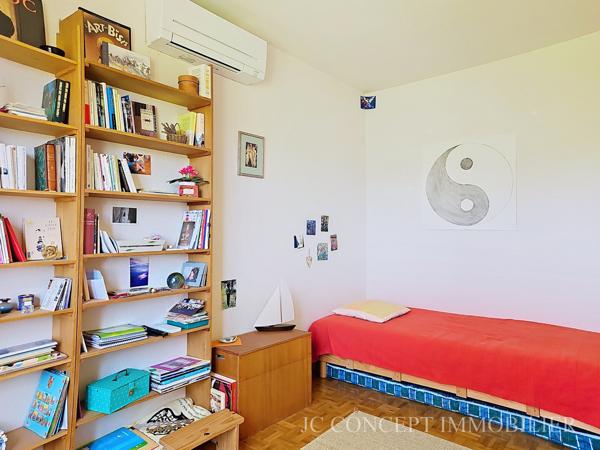 Maison 119 m² sur 780 m² au calme avec vue 249 000 € H.A.I.*
