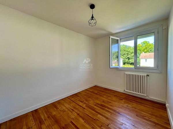 Maison Acheres 4 pièce(s) 67 m2 €371 000 ** - Référence 8806