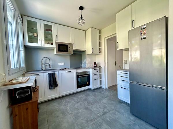 Maison Acheres 4 pièce(s) 67 m2 €371 000 ** - Référence 8806