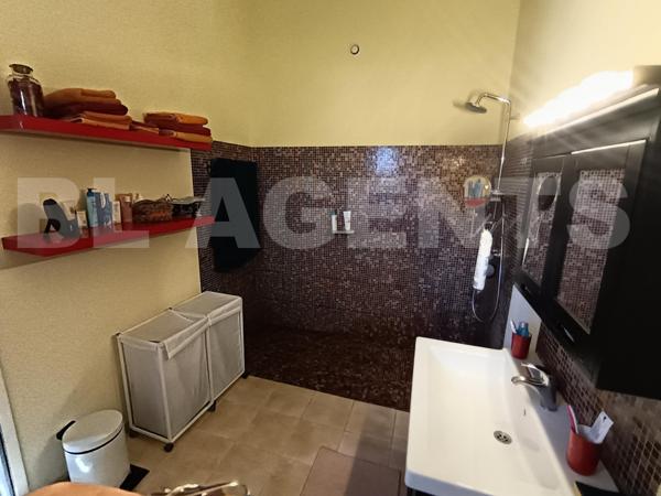 Grande Villa avec piscine privée dans un cadre privilégié du Sud Charente !