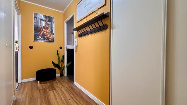 Appartement  4 pièces 80.85 m2 avec terrasse 33m2
