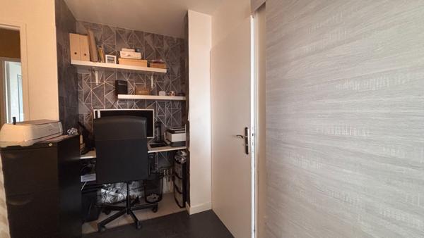 Appartement  4 pièces 80.85 m2 avec terrasse 33m2