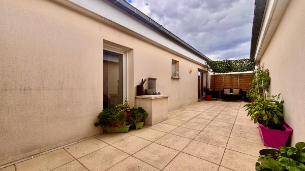 Appartement  4 pièces 80.85 m2 avec terrasse 33m2