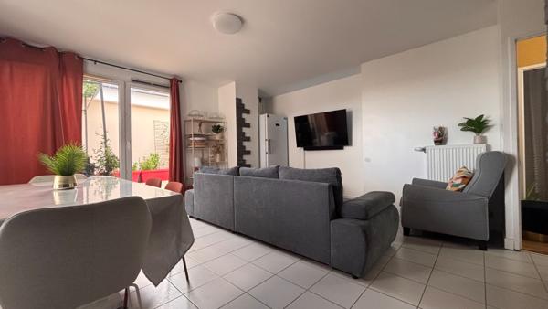 Appartement  4 pièces 80.85 m2 avec terrasse 33m2