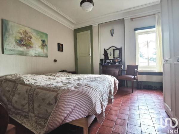 Maison 5 pièces de 140 m² à Saint-Honoré-les-Bains (58360)