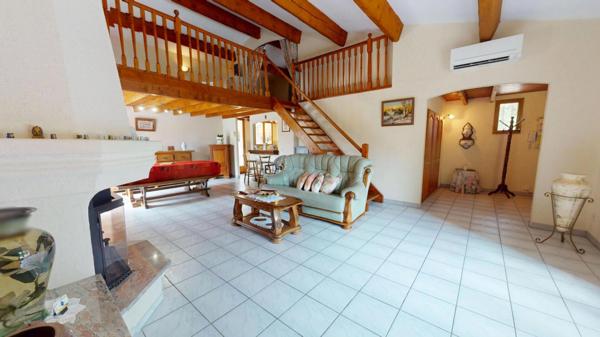Exclusivité LE MUY (83490), au calme, Villa 140m² avec piscine