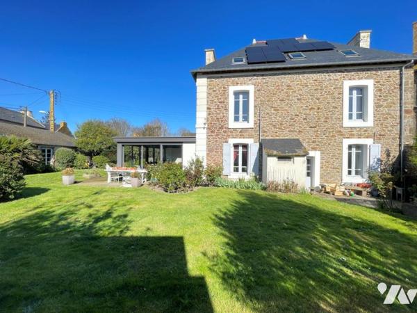 SAINT-MALO - Maison de charme de 246m² avec dépendance.