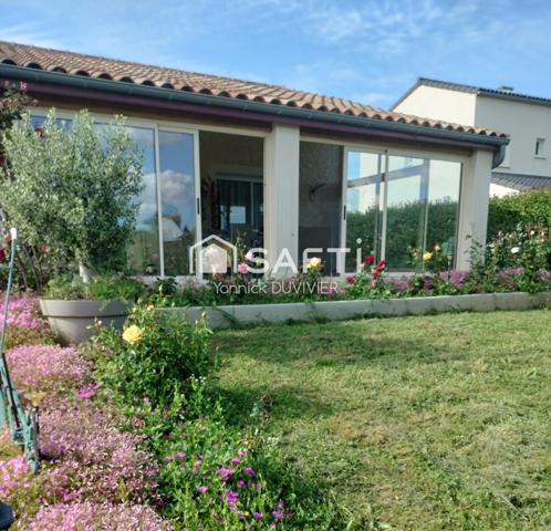 Maison plain-pied  – Saint-Sernin 07 – Quartier résidentiel.