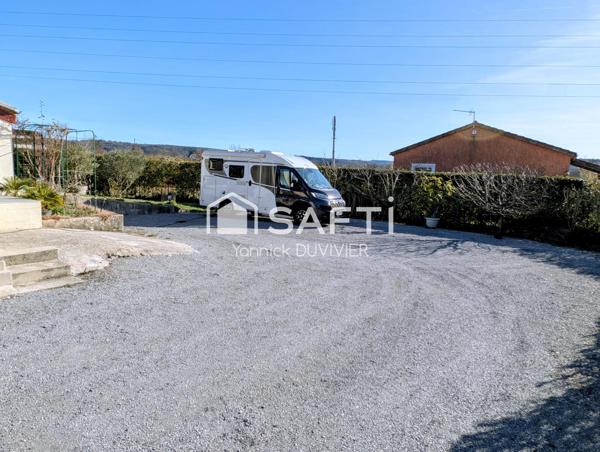 Maison plain-pied  – Saint-Sernin 07 – Quartier résidentiel.