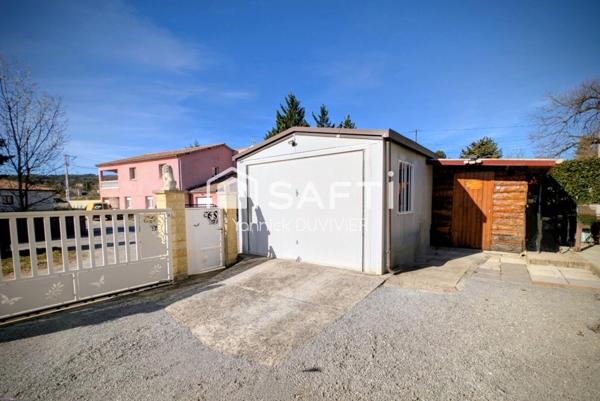 Maison plain-pied  – Saint-Sernin 07 – Quartier résidentiel.