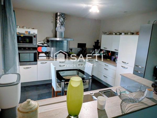 Maison plain-pied  – Saint-Sernin 07 – Quartier résidentiel.