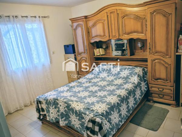 Maison plain-pied  – Saint-Sernin 07 – Quartier résidentiel.