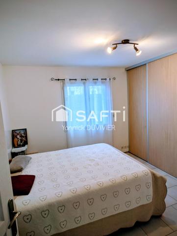 Maison plain-pied  – Saint-Sernin 07 – Quartier résidentiel.