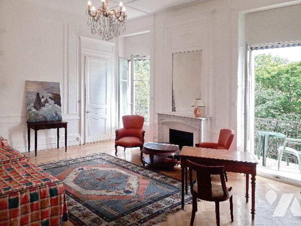 Appartement rénové à AIX LES BAINS