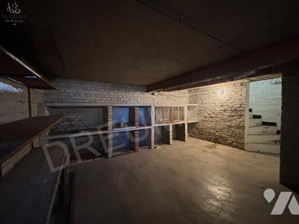 Maison semi mitoyenne à usage d'habitation