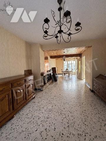 Maison semi mitoyenne à usage d'habitation