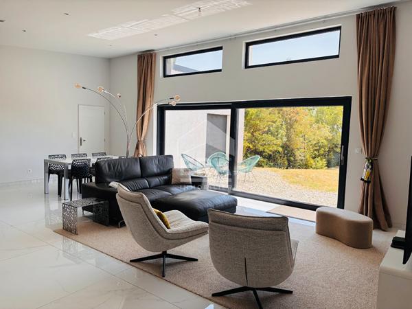 Villa contemporaine haut de gamme ? 167 m² sur terrain de 4 800 m² ? Villespy (11)
